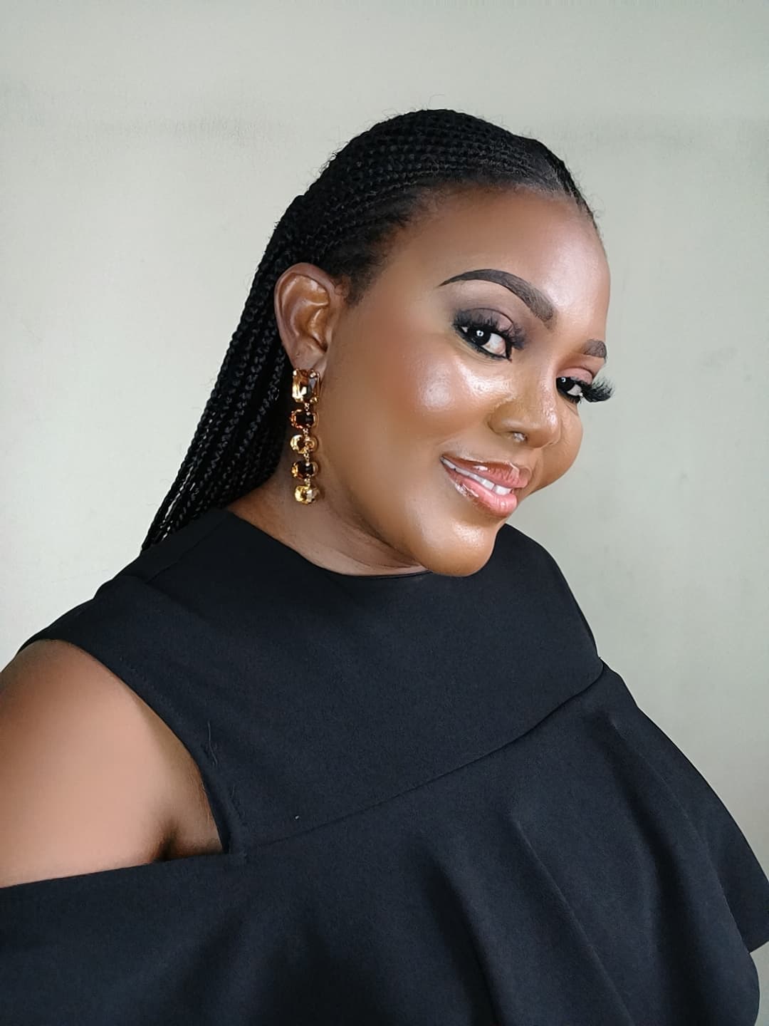 Woman wearing beautiful jewelry and fashion accessories Woman wearing beautiful jewelry and fashion accessories